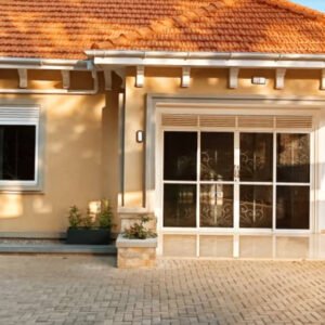 BRAND NEW 🏠 HOUSE FOR SALE!! LOCATION IN #NAMUGONGO- SONDE Uganda - Has,# 🛏️ #3Bedrooms, negotiable#3Bathrooms 🛁 1boys quarter Sited on #15decimals at Ready private Milo land title